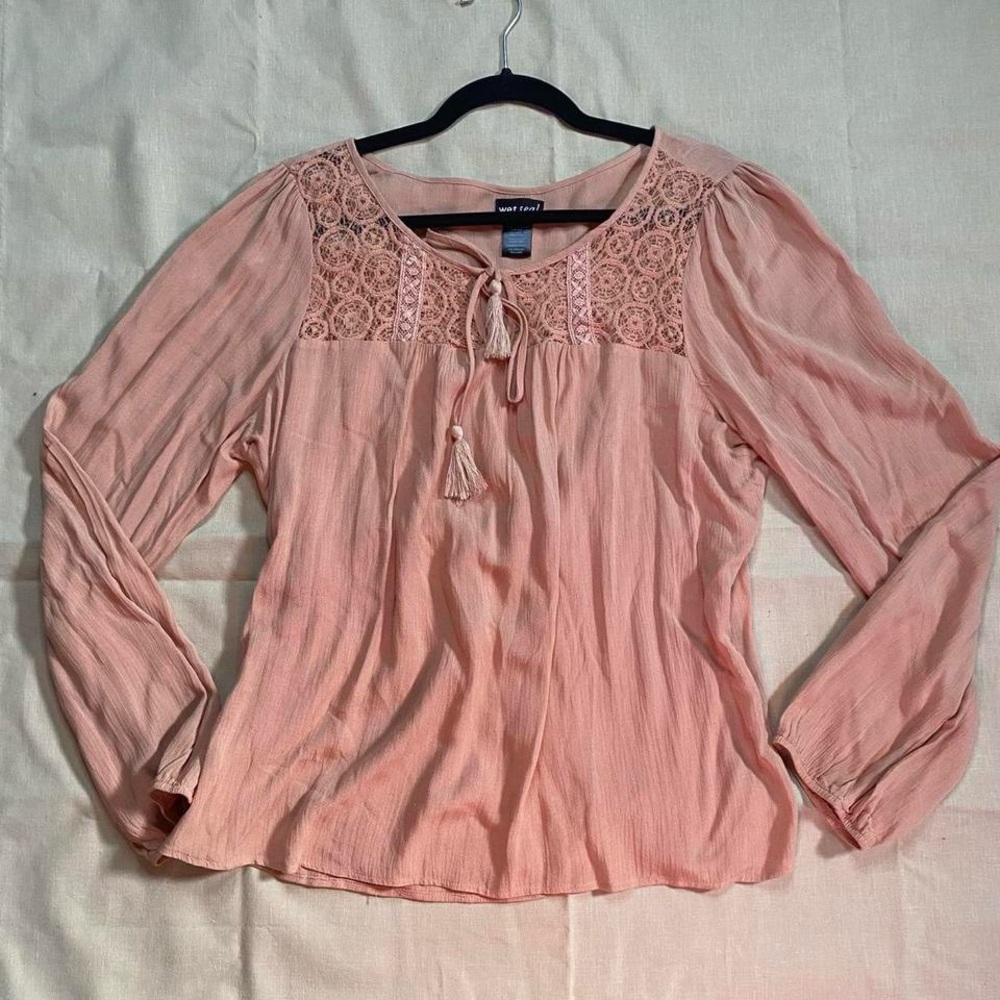 Wet Seal Dusty Rose Lace-Yoke Long Sleeve Peasant Blouse